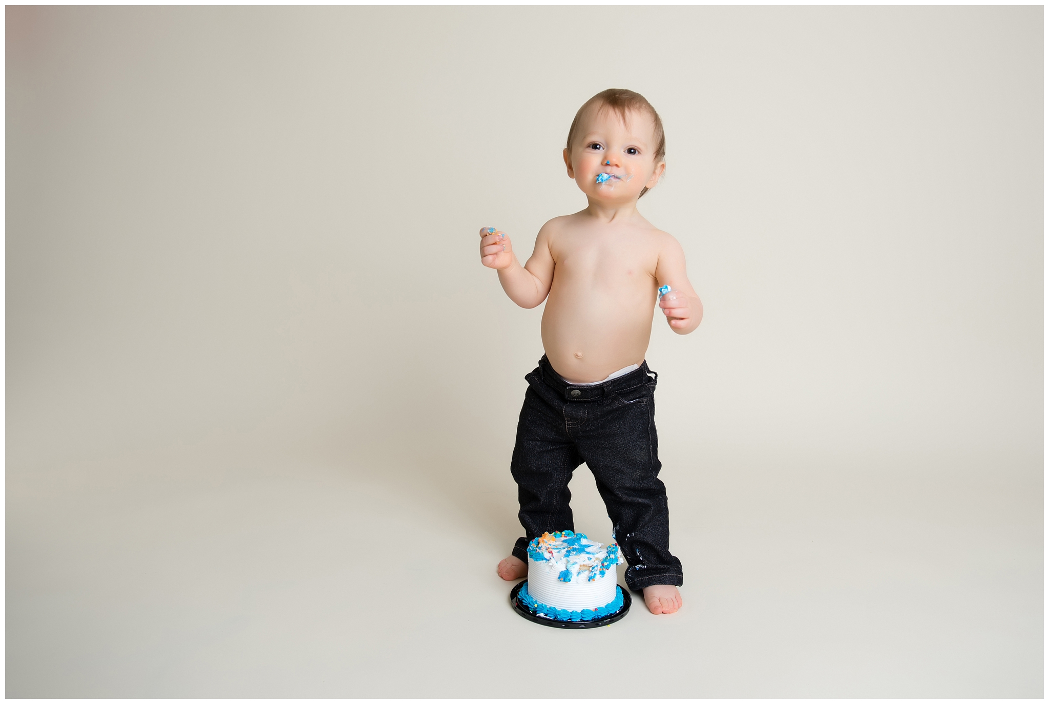 Ottawa Cake Smash Photographer | Nash