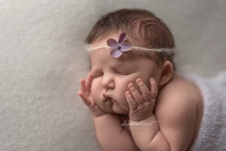 Ottawa Newborn Photographers | Baby Caitlyn