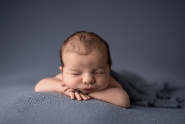 Ottawa Newborn Photographer | Baby Beckett