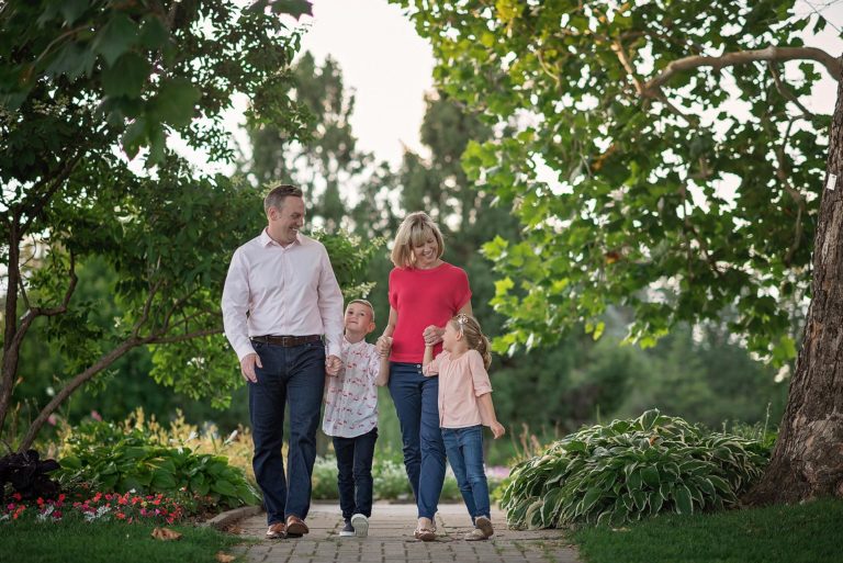Ottawa Family Photographer | Colourful Garden