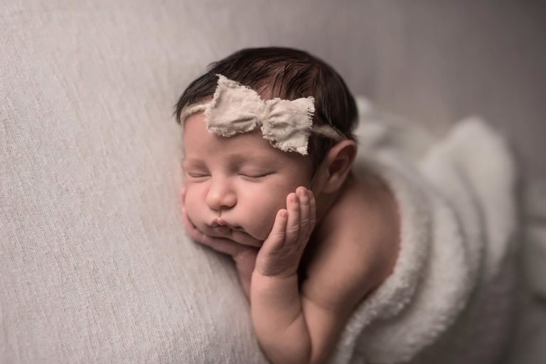 Ottawa Newborn Photographer | Baby Baylor