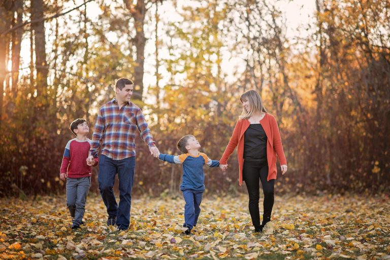 Ottawa Family Photographer | Colourful Sunset