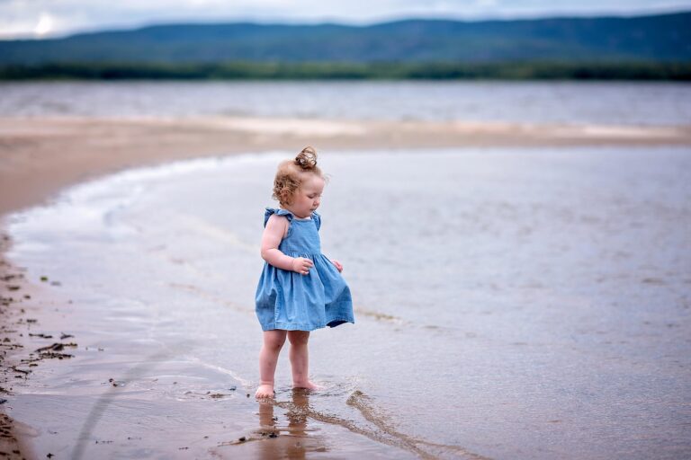 Ottawa Family Photographer | Beach Evening