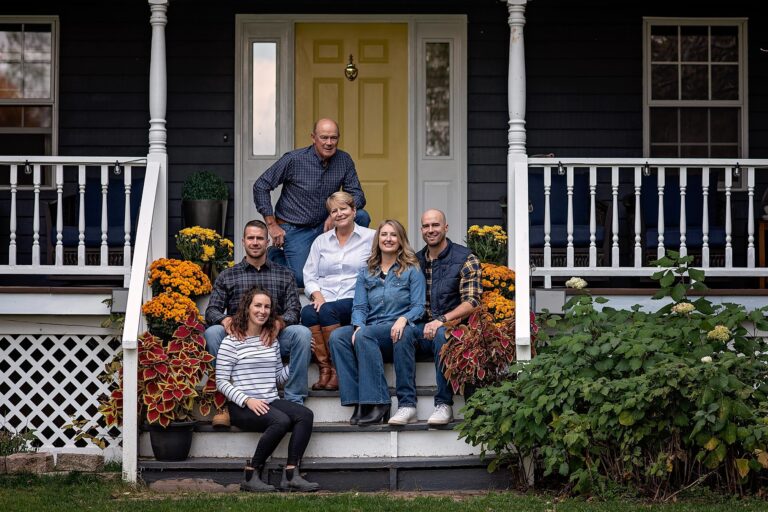 Ottawa Extended Family Photographer | Fall Family