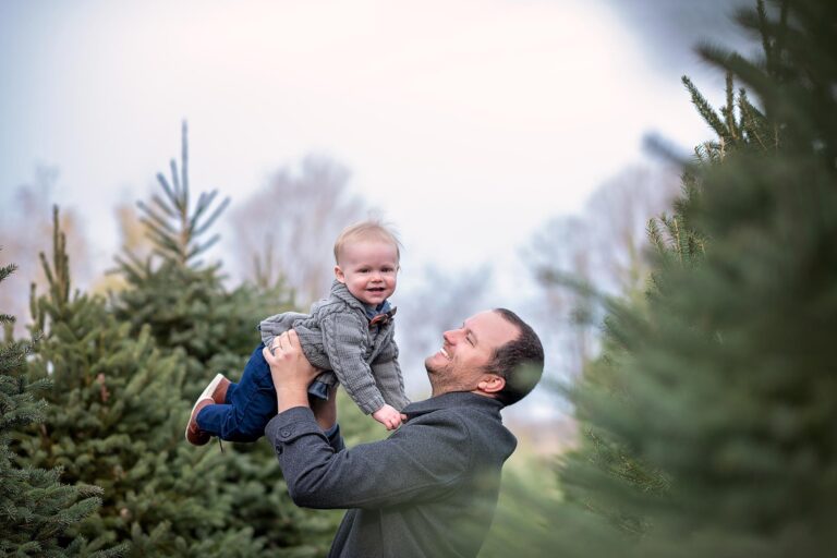 Ottawa Family Photographer | Tree Farm with M & N