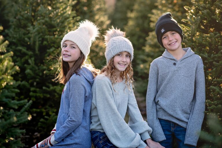 Ottawa Family Photographer | At the Tree Farm with J & M