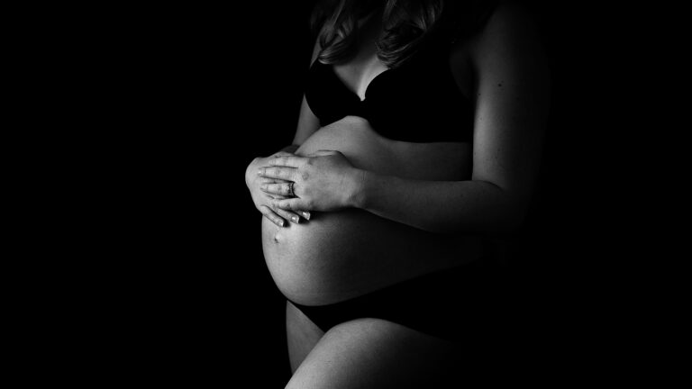 Proud Milestone: I’m Now an Accredited Professional Photographer in Maternity Portraiture!